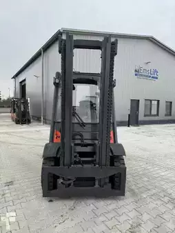 Dieselstapler 2017  Linde H40D-02 (2)