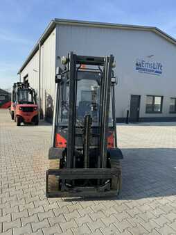 Diesel Forklifts 2016  Linde H25D-02 (2) 