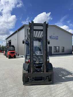 Diesel Forklifts 2015  Linde H50D-02 (2) 