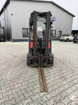 Diesel gaffeltruck 2013  Linde H16D-01 (2)