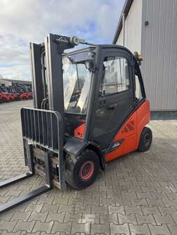 Diesel Forklifts 2013  Linde H25D-02 (1)