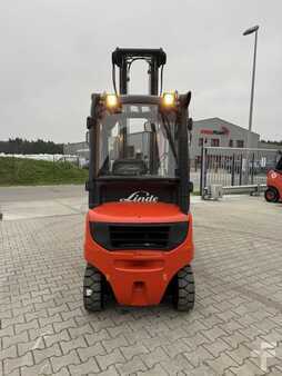 Diesel Forklifts 2010  Linde H16D-01 (5)