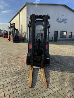 Diesel Forklifts 2018  Linde H16D-01 (2)