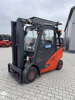 Carretilla elevadora diésel 2014  Linde H25D-02 (1)