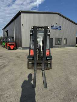 Diesel heftrucks 2012  Linde H25D-01 (2)