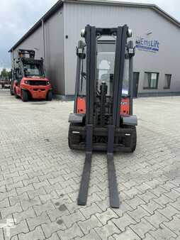 Diesel heftrucks 2012  Linde H25D-01 (2)