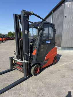 Wózki widłowe diesel 2020  Linde H20D-01 (1)