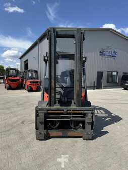 Wózki widłowe diesel 2017  Linde H40D-02 Drehsitz (2)