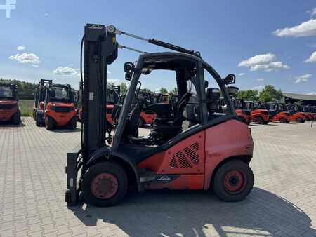 Wózki widłowe diesel 2017  Linde H40D-02 Drehsitz (9)
