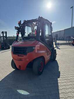Wózki widłowe diesel 2020  Linde H40D-02 (4)