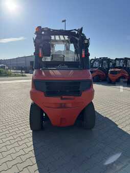 Wózki widłowe diesel 2020  Linde H40D-02 (5)