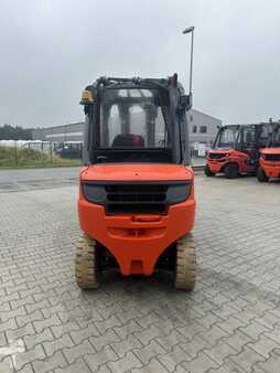 Dieselový VZV 2015  Linde H30D-02 (5)