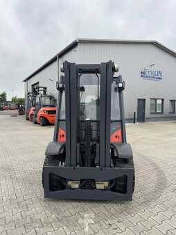 Carretilla elevadora diésel 2018  Linde H50D-02 Containerfähig (2)