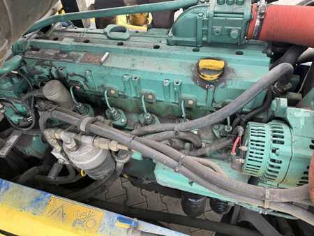 Carretilla elevadora diésel 2004  Kalmar DCE 160-12 (8)