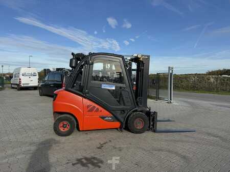 Carretilla elevadora diésel 2016  Linde H25D-02 (10)