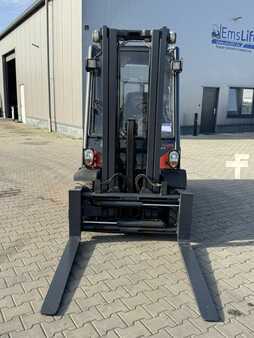 Carretilla elevadora diésel 2016 Linde H25D-02 (2)