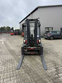 Carretilla elevadora diésel 2016  Linde H25D-02 (2)