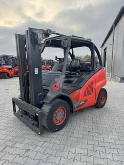 Diesel heftrucks 2015  Linde H40D-02 (1)