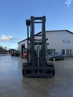 Wózki widłowe diesel 2017  Linde H80D-03/900 (2)