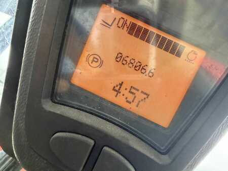 Dieseltrukki 2013  Linde H80D-02/1100 (8)