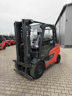 Chariots élévateurs diesel 2023  Linde H35D-01/1202 (1)