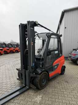 Chariots élévateurs diesel 2023  Linde H35D-01/1202 (1)