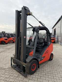 Diesel gaffeltruck 2014  Linde H30D-02 (1)