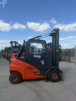 Chariots élévateurs diesel 2014  Linde H30D-02 (10)
