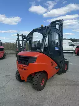 Chariots élévateurs diesel 2014  Linde H30D-02 (4)