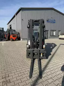 Dieselstapler 2017  Linde H16D-01 (2)