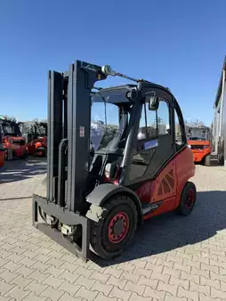 Carretilla elevadora diésel 2017  Linde H50D-02 (1)