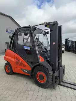 Carretilla elevadora diésel 2014  Linde H50D-02 (3)