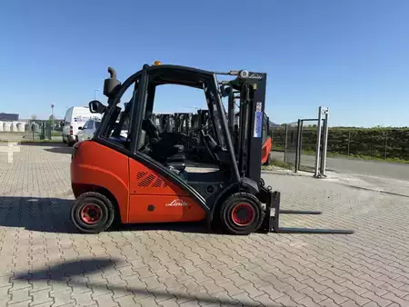 Empilhador diesel 2010  Linde H25D (10)