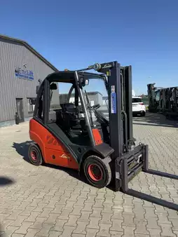 Empilhador diesel 2010  Linde H25D (3)
