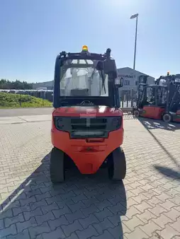 Empilhador diesel 2010  Linde H25D (5)