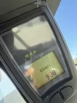 Empilhador diesel 2010  Linde H25D (8)