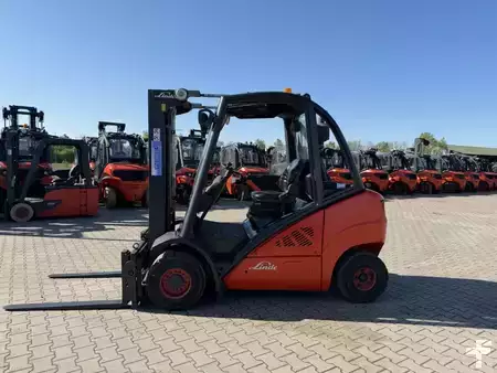 Empilhador diesel 2010  Linde H25D (9)