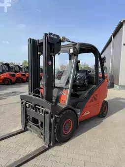 Diesel Forklifts 2011  Linde H30D-01 (1)