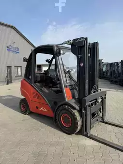 Diesel Forklifts 2011  Linde H30D-01 (3)