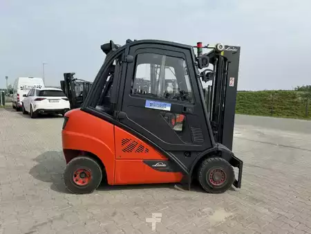 Empilhador diesel 2018  Linde H25D-02 (10)