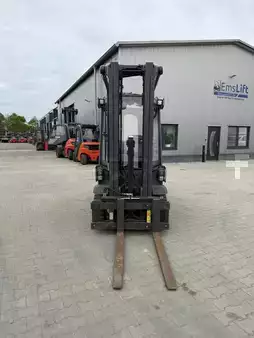 Diesel heftrucks 2022  Linde H25D-01/1202 (2)