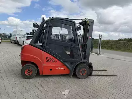 Diesel heftrucks 2008  Linde H25D (10)