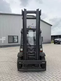 Dieselstapler 2013  Linde H40D-02 (2)