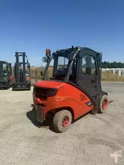 Chariots élévateurs diesel 2015  Linde H35D-02 (3)