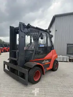 Empilhador diesel 2016  Linde H80D-02 (1)