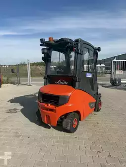 Dieselový VZV 2022  Linde H18D-02 (4)