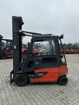 Electric - 4 wheels 2018  Linde E30L-01 (8)