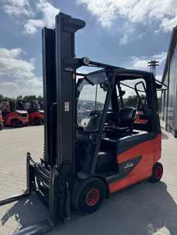 4-wiel elektrische heftrucks 2018  Linde E25HL-02/600 (1)
