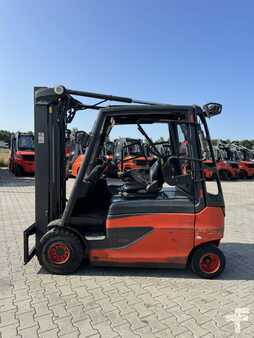 4-wiel elektrische heftrucks 2016  Linde E25L-01 (9)