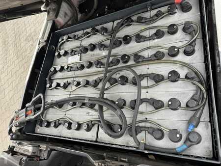 3-wiel elektrische heftrucks 2020  Linde E16-02 (8)